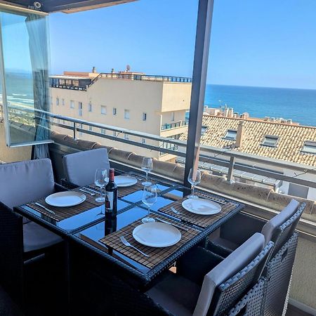 פואנגירולה Modern Penthouse Apartment - 1 Min From The Beach מראה חיצוני תמונה